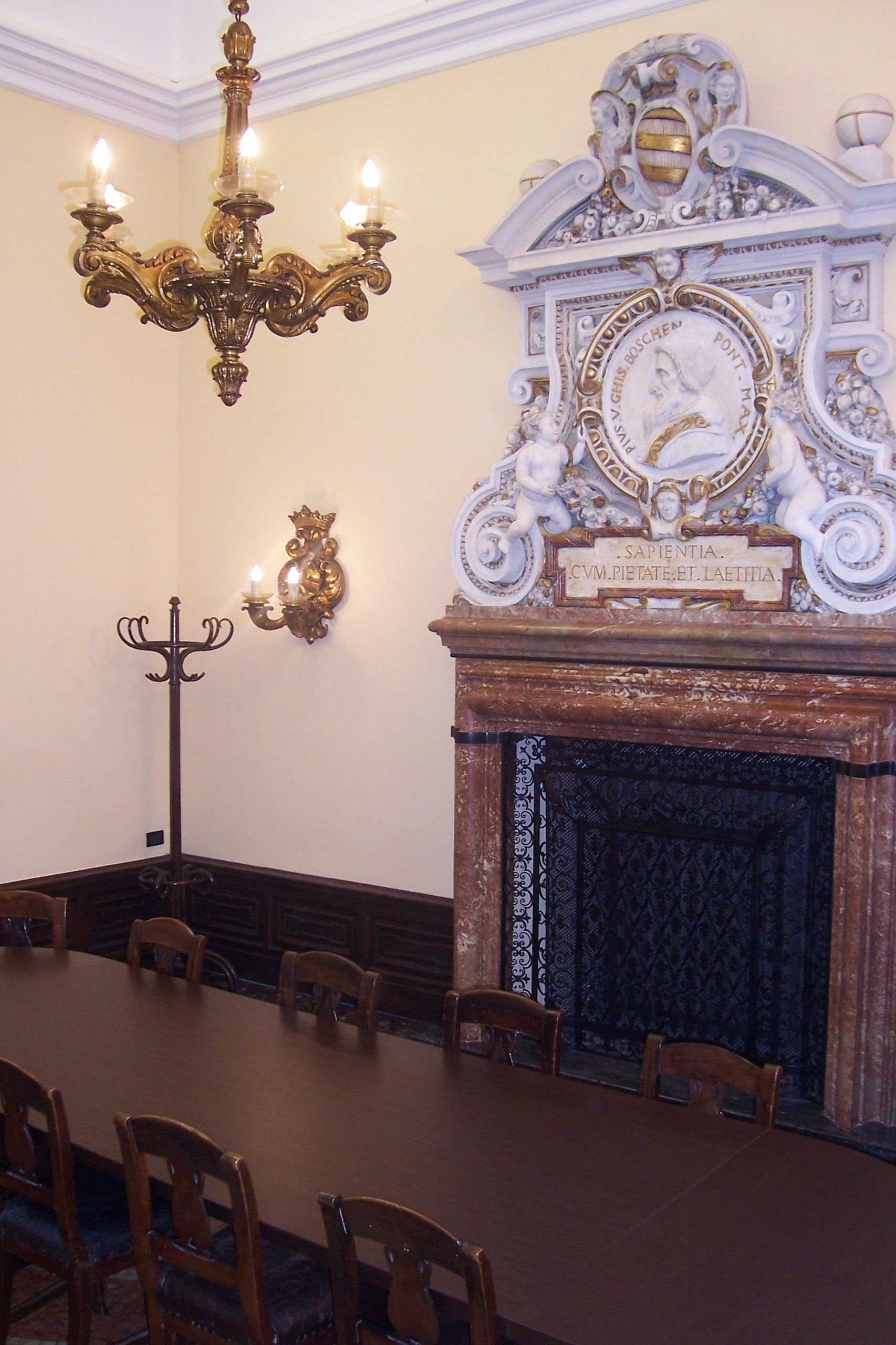 Ghislierimusica - sala del caminetto