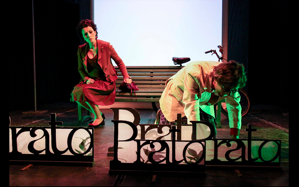 Schedía Teatro "A naso in aria - Liberamente ispirato a Marcovaldo, ovvero le stagioni in città di Italo Calvino"
